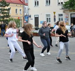 Freedom – młodzież zorganizowała happening w Wieluniu