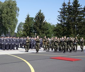 Płk pil. Piotr Ostrouch nowym dowódcą 32. Bazy Lotnictwa Taktycznego w Łasku