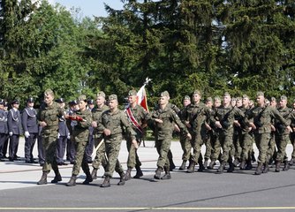 Płk pil. Piotr Ostrouch nowym dowódcą 32. Bazy Lotnictwa Taktycznego w Łasku