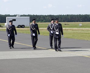 Płk pil. Piotr Ostrouch nowym dowódcą 32. Bazy Lotnictwa Taktycznego w Łasku