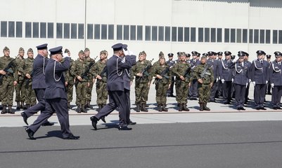 Płk pil. Piotr Ostrouch nowym dowódcą 32. Bazy Lotnictwa Taktycznego w Łasku