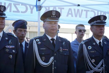 Płk pil. Piotr Ostrouch nowym dowódcą 32. Bazy Lotnictwa Taktycznego w Łasku