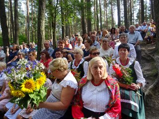 Msza w Dolinie Objawienia we wsi Kałuże