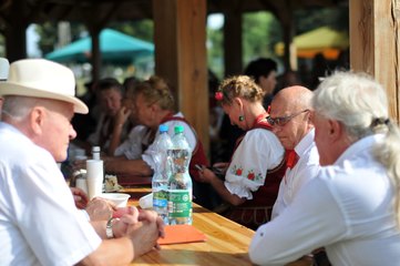 W Osjakowie odbył się 22. Powiatowy Przegląd Folkloru Ziemi Wieluńskiej im. Marka Dery