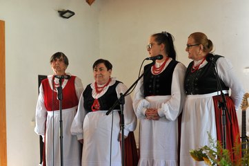 W Osjakowie odbył się 22. Powiatowy Przegląd Folkloru Ziemi Wieluńskiej im. Marka Dery