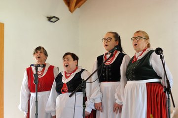 W Osjakowie odbył się 22. Powiatowy Przegląd Folkloru Ziemi Wieluńskiej im. Marka Dery