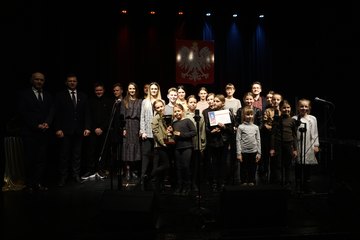 Grand Prix festiwalu i puchar starosty oleskiego dla Fabrykantów z Gorzowa Śl.