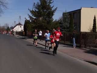 Wysoka frekwencja i świetne czasy w Biegu Strażaka w Dąbrowie