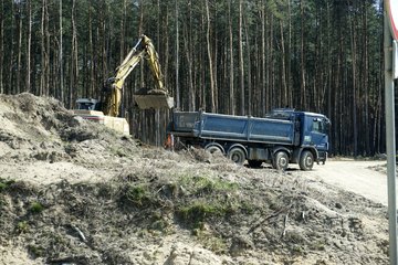 Trwa budowa obwodnicy Praszki. Wykonano już 60% zadania