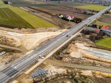 Trwa budowa obwodnicy Praszki. Wykonano już 60% zadania