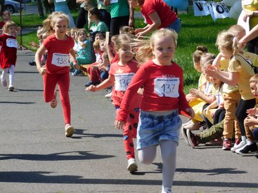 Dziś Dzień Dziecka – w Przedszkolu nr 4 na sportowo