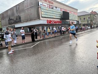 Prawie ćwierć tysiąca biegaczy rywalizowało w Wieluniu na 10 km