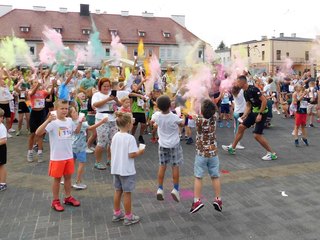 Prawie ćwierć tysiąca biegaczy rywalizowało w Wieluniu na 10 km