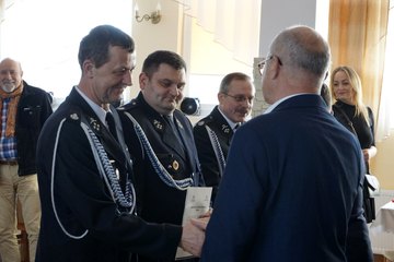 W Wierzchlesie wręczono promesy dla młodzieżowych drużyn pożarniczych