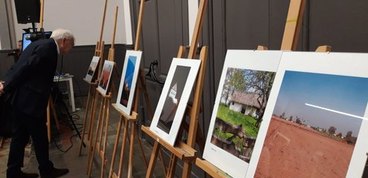 Wernsaż fotograficzny w Stacji Wieluń–Dąbrowa