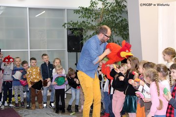 Spotkanie z Panem Poetą w wieluńskiej bibliotece