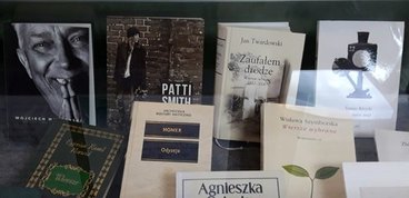 Jutro Światowy Dzień Poezji również w wieluńskiej bibliotece