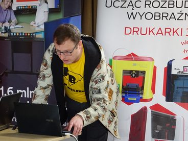 Konferencja edukacyjna „Technologie jutra” w wieluńskim „Długoszu”