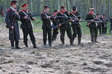 Inscenizacja bitwy pod Kluskami – rekonstruktorzy z całej Polski dali świetne widowisko historyczne