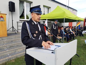 Jest nowy sztandar i odnowiona remiza – Ochotnicza Straż Pożarna w Skotnicy uroczyście podsumowała swoje działania