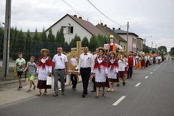 Stare rzeczy mają duszę. Giełda staroci w Strojcu