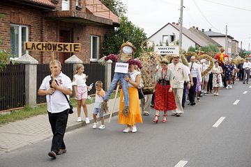 Stare rzeczy mają duszę. Giełda staroci w Strojcu