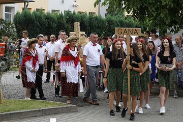 Stare rzeczy mają duszę. Giełda staroci w Strojcu