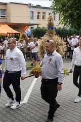 Stare rzeczy mają duszę. Giełda staroci w Strojcu