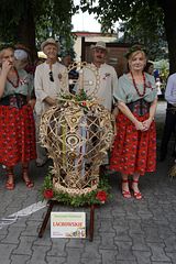 Stare rzeczy mają duszę. Giełda staroci w Strojcu