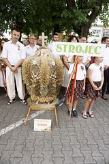 Stare rzeczy mają duszę. Giełda staroci w Strojcu