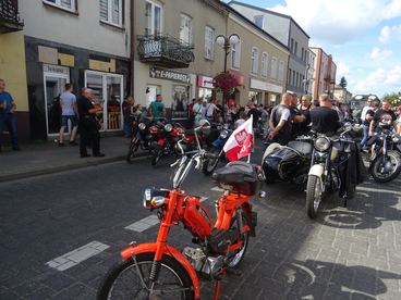 Zlot Pojazdów Zabytkowych po raz pierwszy w Wieluniu