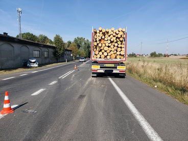 Wypadek w  Walichnowach, w gminie Sokolniki- poszkodowana transportowana śmigłowcem LPR