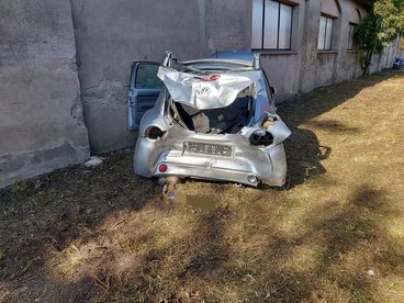 Wypadek w  Walichnowach, w gminie Sokolniki- poszkodowana transportowana śmigłowcem LPR