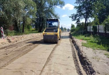 Inwestycja drogowa w Dylowie Szlacheckim na finiszu. Przeprowadza ją powiat pajęczański