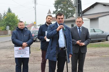 Promesy w 8. edycji Polskiego Ładu rozdane. W Skomlinie odbyła się konferencja prasowa