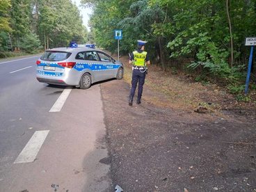 Groźny wypadek na DW 482 w Siedliskach – motocyklista z obrażeniami