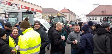 Adam Nowak, podsekretarz stanu w Ministerstwie Rolnictwa i Rozwoju Wsi spotykał się wczoraj z protestującymi rolnikami w regionie