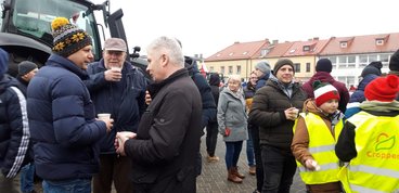 Adam Nowak, podsekretarz stanu w Ministerstwie Rolnictwa i Rozwoju Wsi spotykał się wczoraj z protestującymi rolnikami w regionie