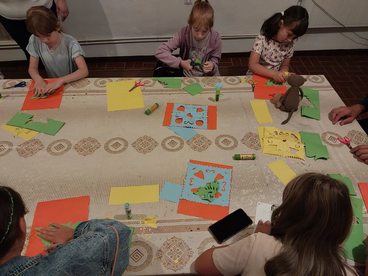 Ruszyły wakacyjne warsztaty dla dzieci w wieluńskim muzeum