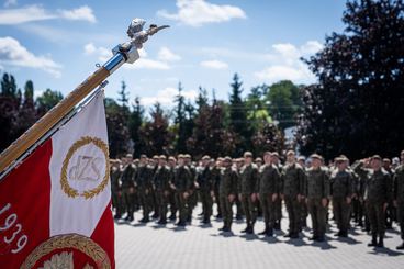 Przysięgę na sztandar złożyli nowi żołnierze 9 Łódzkiej Brygady Obrony Terytorialnej