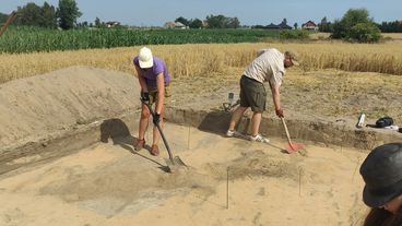 Kolejny sezon prac archeologicznych w Dąbrowie rozpoczęty