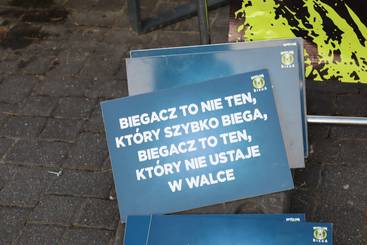 Nie udało się rok temu, tym razem Michał Bator już triumfował w Wieluńskim Biegu Pokoju i Pojednania. Agnieszka Kuzyk najlepsza wśród pań