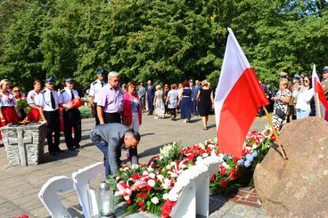 Konopnica: Dzień Patrona Szkoły Podstawowej z udziałem Orkiestry Wojskowej z Warszawy i Kompanii Honorowej 15 Sieradzkiej Brygady Wsparcia Dowodzenia