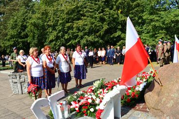 Konopnica: Dzień Patrona Szkoły Podstawowej z udziałem Orkiestry Wojskowej z Warszawy i Kompanii Honorowej 15 Sieradzkiej Brygady Wsparcia Dowodzenia