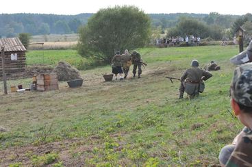 W Załęczu Wielkim w gminie Pątnów odtworzyli walkę sprzed 85 lat