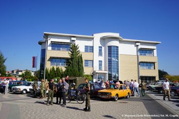 Ponad setka samochodów i motocykli na II Wieluńskim Zlocie Pojazdów Zabytkowych