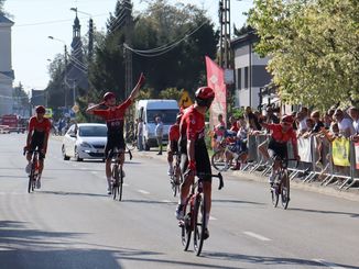 Kolarski Puchar Ziemi Wieluńskiej ponownie z miejscowymi akcentami