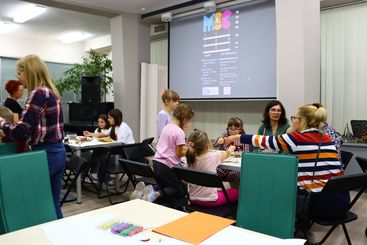 Za nami tegoroczna Noc Bibliotek. Miejska Biblioteka zaprosiła m.in. na warsztaty fotograficzne