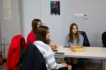 Za nami tegoroczna Noc Bibliotek. Miejska Biblioteka zaprosiła m.in. na warsztaty fotograficzne