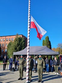 Święto w 15 Sieradzkiej Brygadzie Wsparcia Dowodzenia